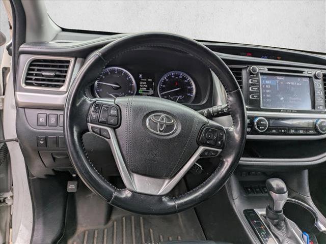 used 2018 Toyota Highlander car, priced at $21,871