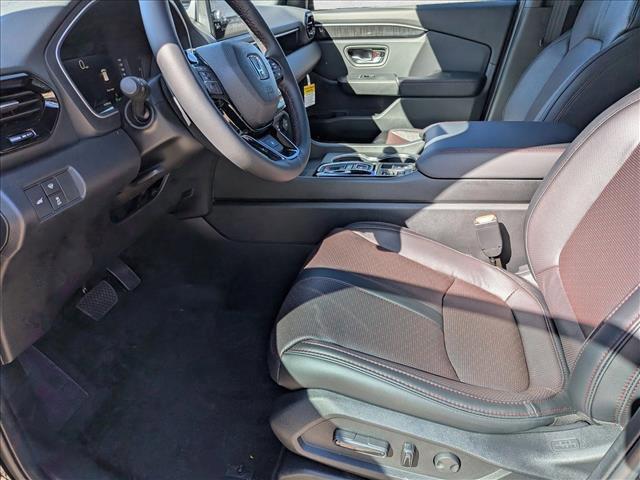 new 2025 Honda Pilot car, priced at $55,374