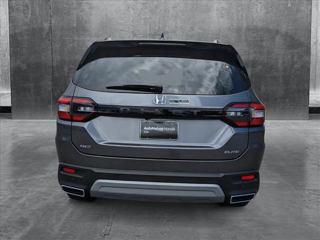 new 2025 Honda Pilot car, priced at $55,329