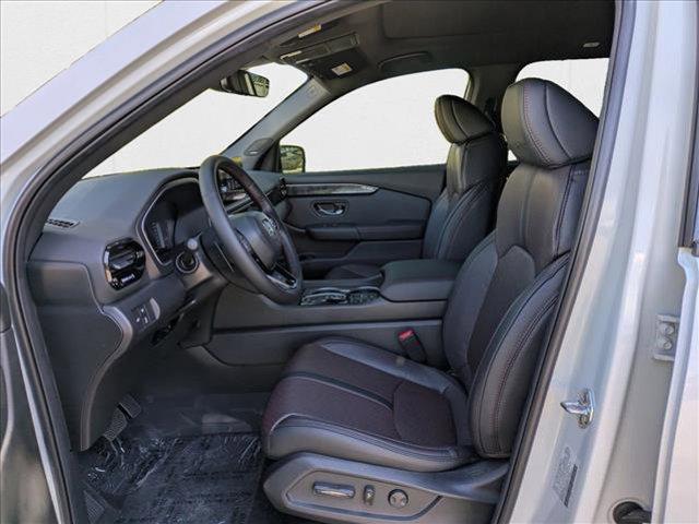 new 2025 Honda Pilot car, priced at $55,829