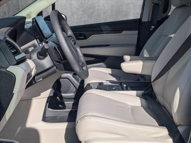 new 2025 Honda Odyssey car, priced at $44,114