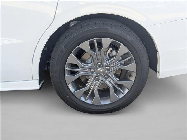 new 2026 Honda Odyssey car, priced at $50,199