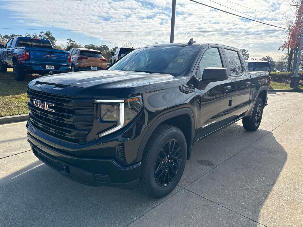 new 2025 GMC Sierra 1500 car, priced at $48,640