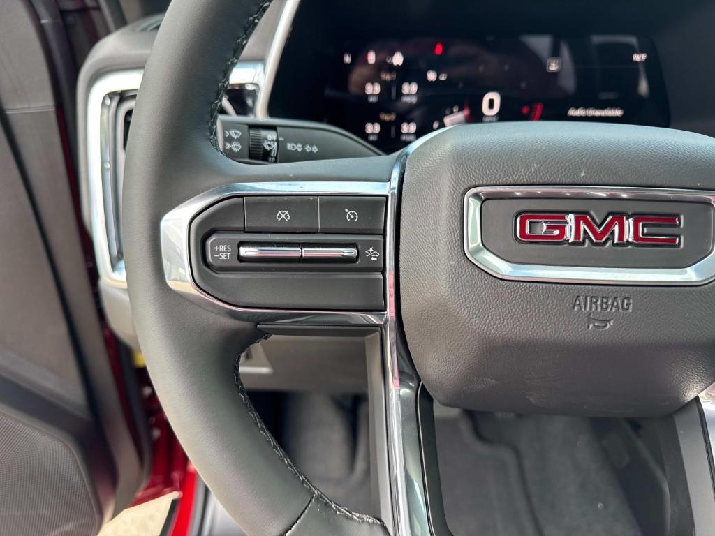new 2025 GMC Canyon car, priced at $44,095