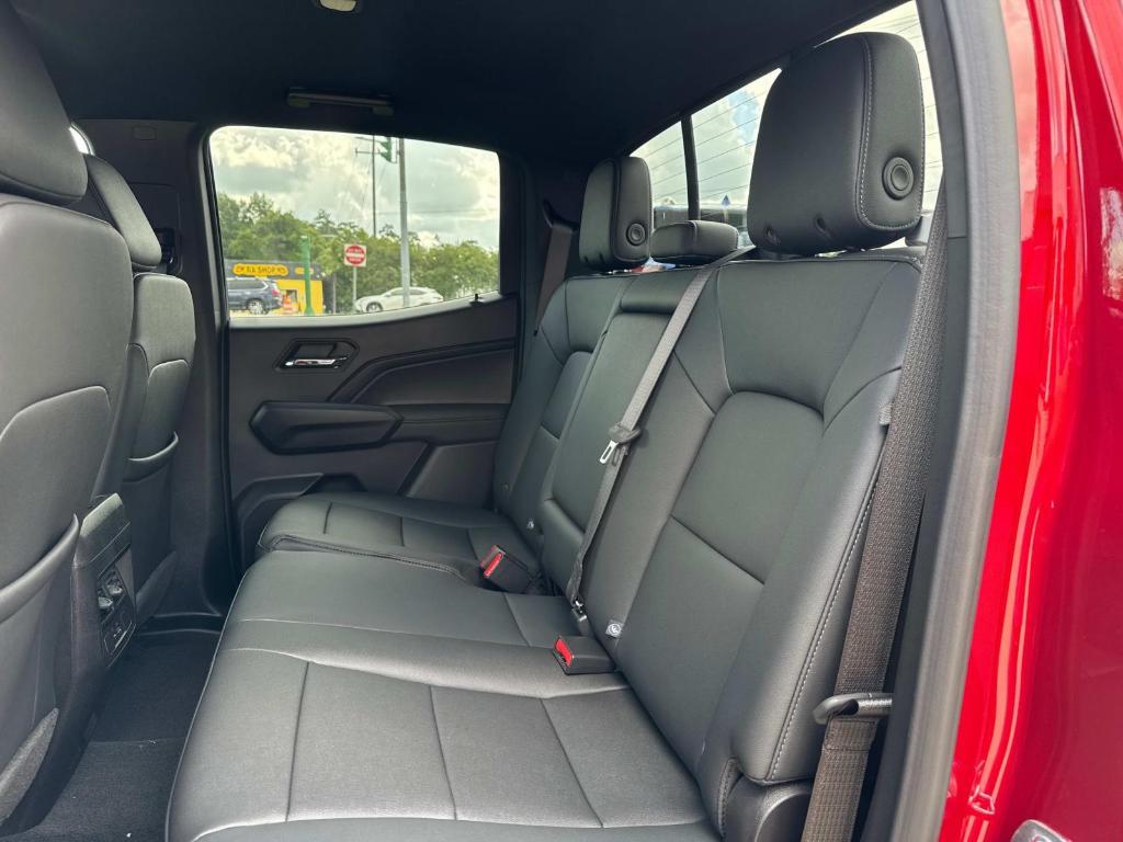 new 2025 GMC Canyon car, priced at $44,095