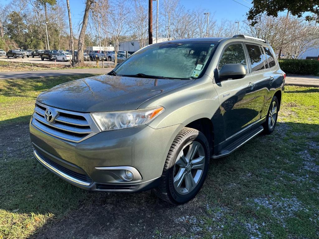 used 2013 Toyota Highlander car, priced at $18,224