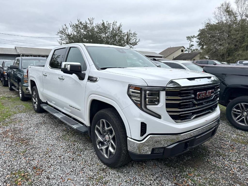 used 2022 GMC Sierra 1500 car, priced at $49,577