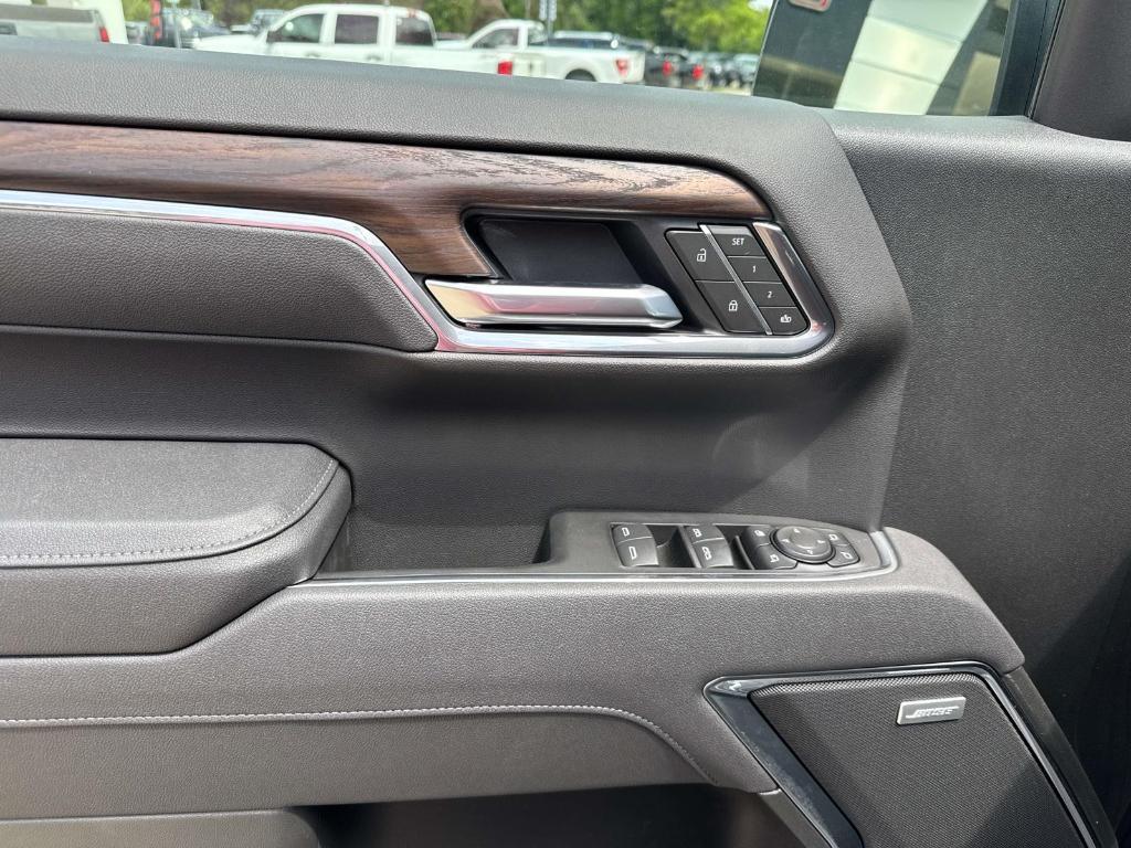 new 2025 GMC Sierra 1500 car, priced at $66,720