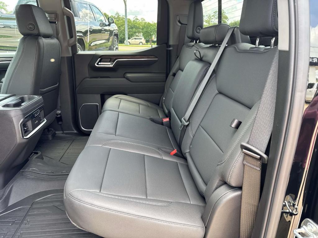 new 2025 GMC Sierra 1500 car, priced at $66,720