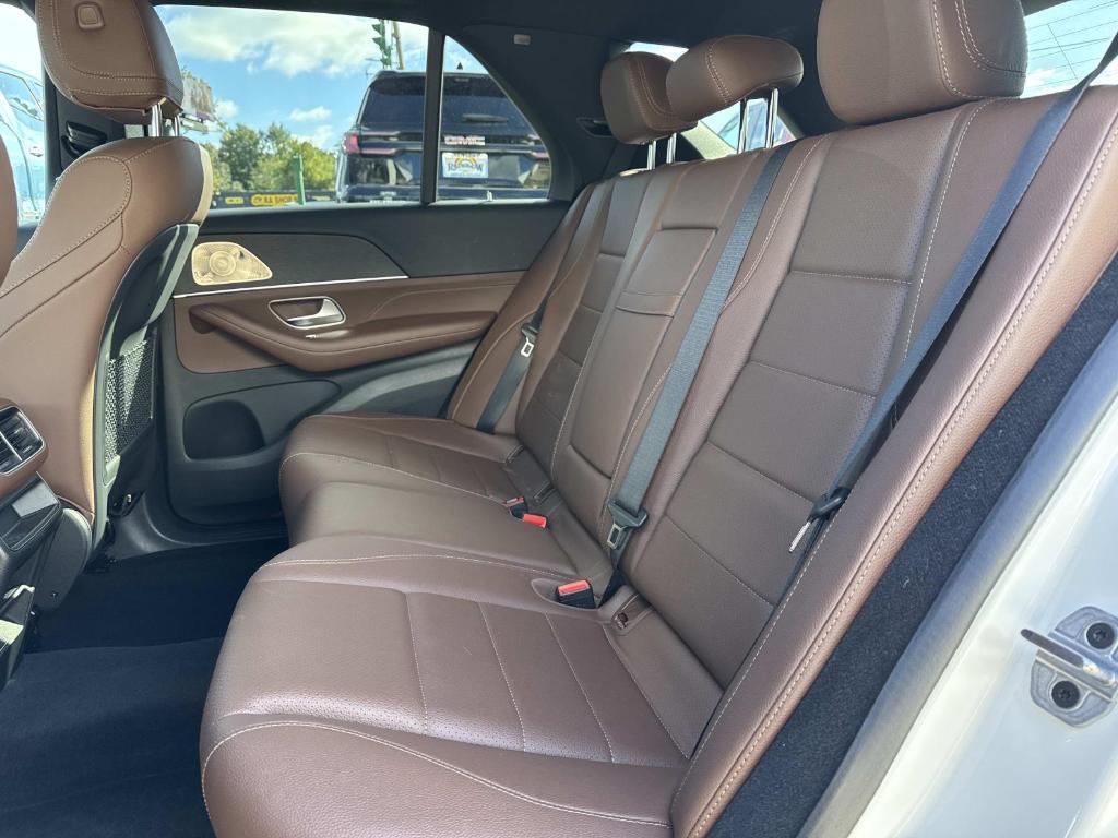 used 2024 Mercedes-Benz GLE 350 car, priced at $56,199