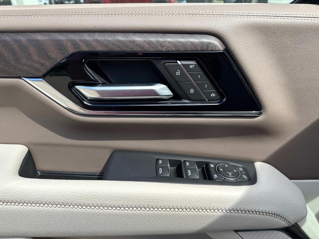 new 2025 GMC Yukon car, priced at $90,950