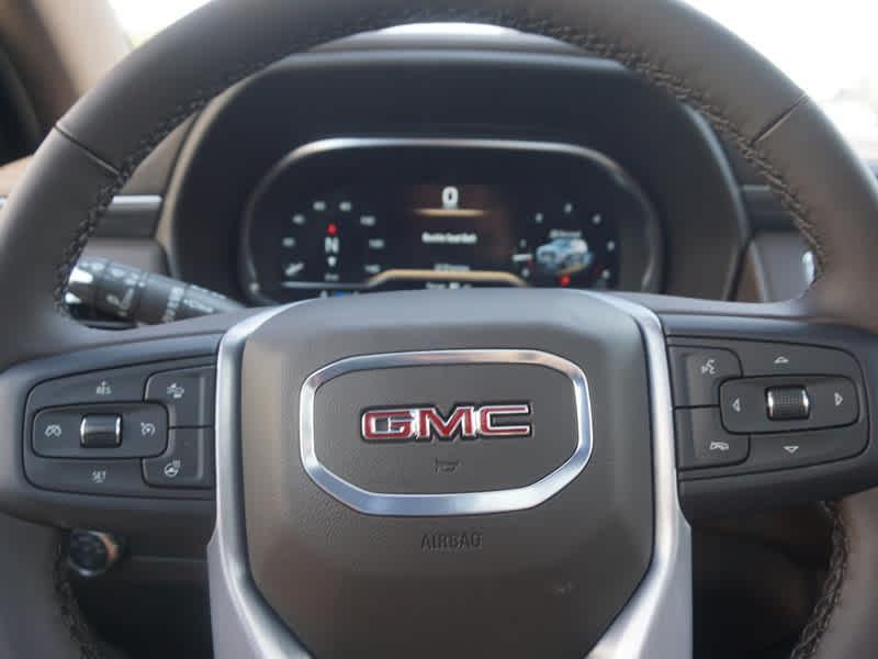 new 2024 GMC Yukon XL car, priced at $74,940