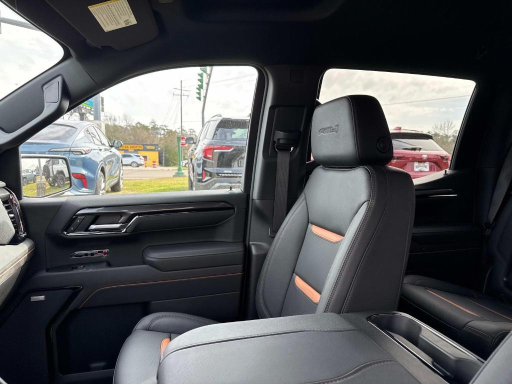 new 2025 GMC Sierra 1500 car, priced at $70,860