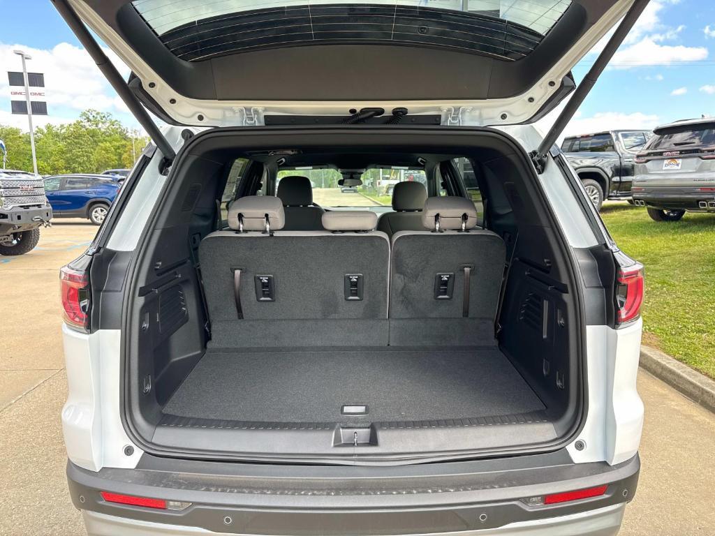 new 2025 GMC Acadia car, priced at $44,395