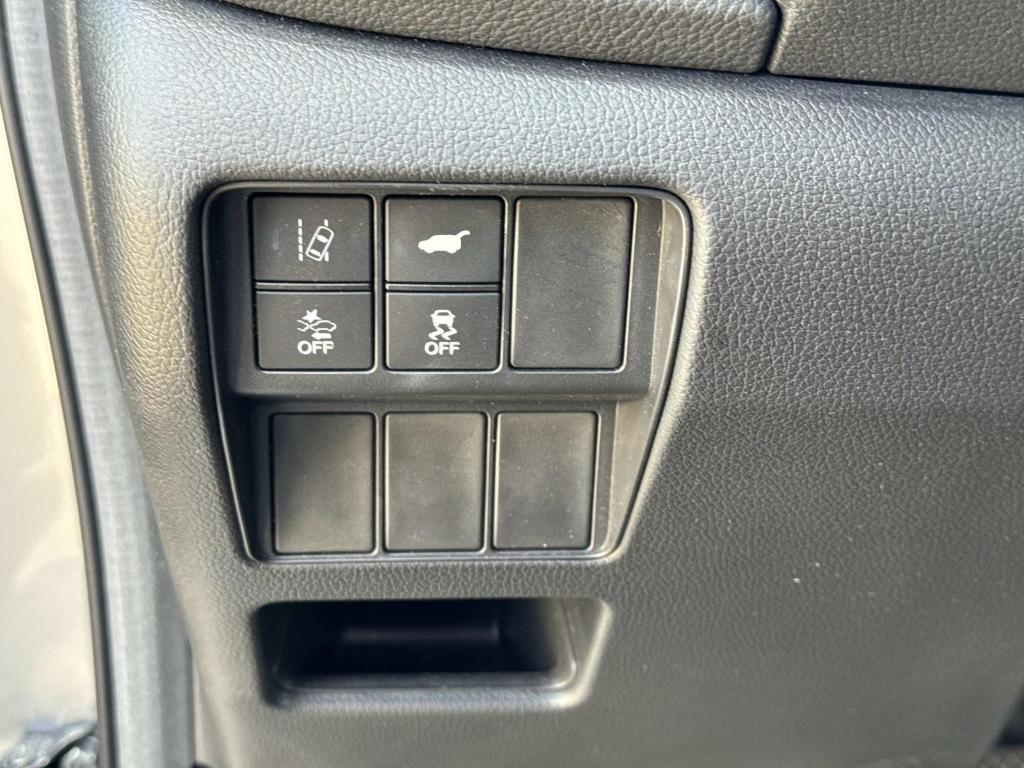 used 2018 Honda CR-V car, priced at $22,990