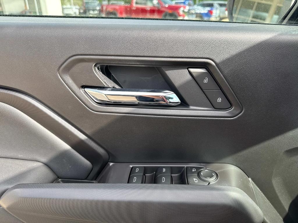 new 2025 GMC Canyon car, priced at $43,945