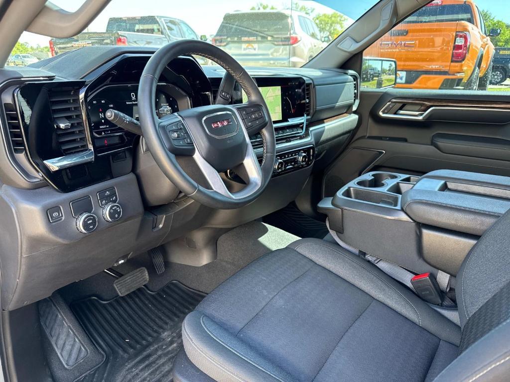used 2023 GMC Sierra 1500 car, priced at $37,990