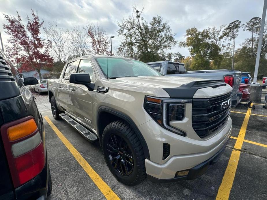 used 2022 GMC Sierra 1500 car, priced at $41,980