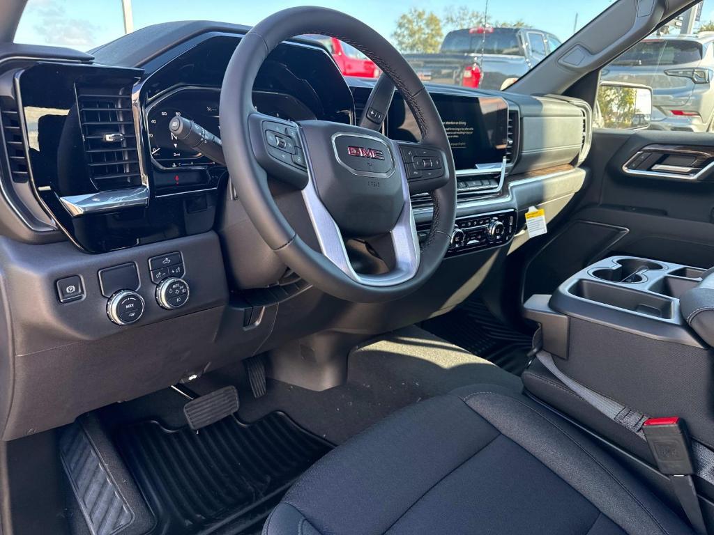 new 2025 GMC Sierra 1500 car, priced at $54,685