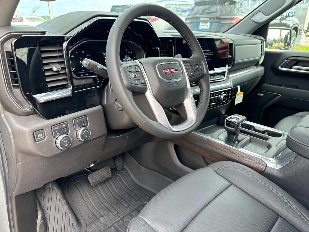 new 2025 GMC Sierra 1500 car, priced at $67,600