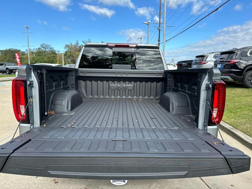 new 2025 GMC Sierra 1500 car, priced at $67,600