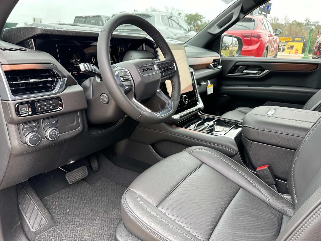 new 2025 GMC Yukon car, priced at $82,490