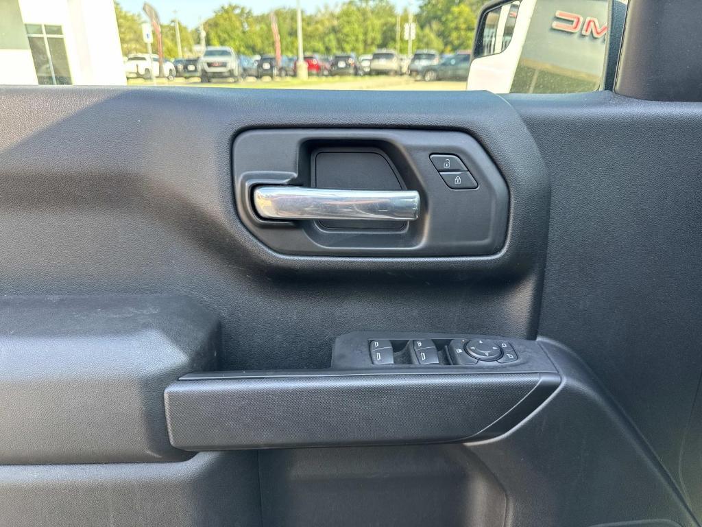 used 2024 Chevrolet Silverado 1500 car, priced at $34,990