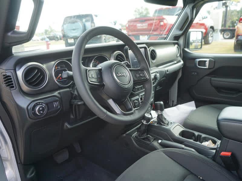 used 2023 Jeep Gladiator car, priced at $36,998