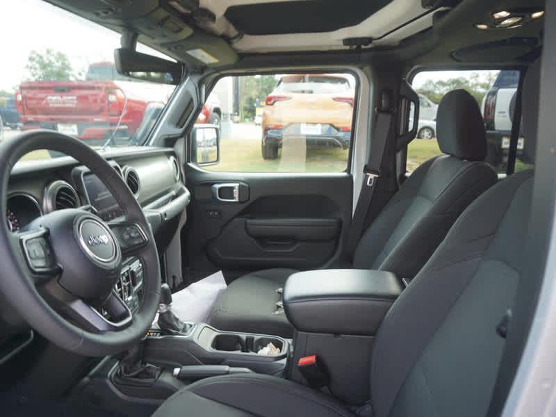 used 2023 Jeep Gladiator car, priced at $36,998