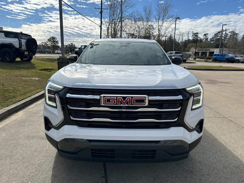 new 2025 GMC Terrain car, priced at $33,395