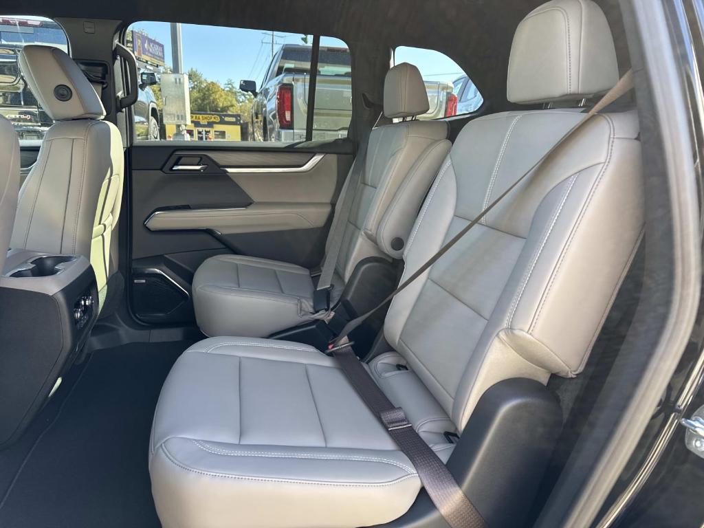 new 2026 GMC Acadia car, priced at $48,625