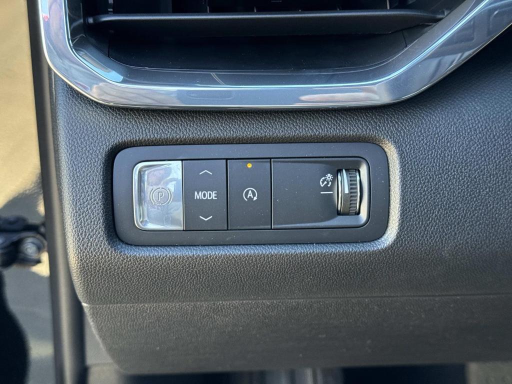 new 2026 GMC Acadia car, priced at $48,625