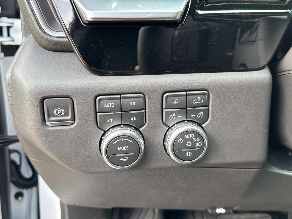 new 2025 GMC Sierra 1500 car, priced at $66,445