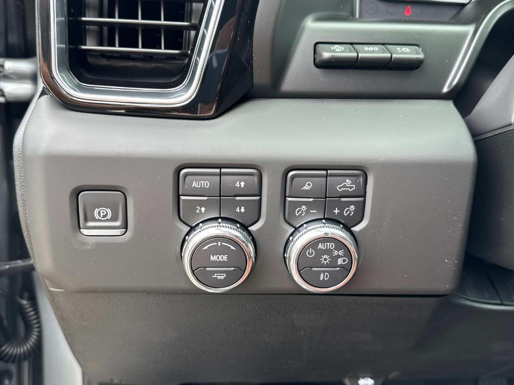 new 2025 GMC Sierra 1500 car, priced at $87,005