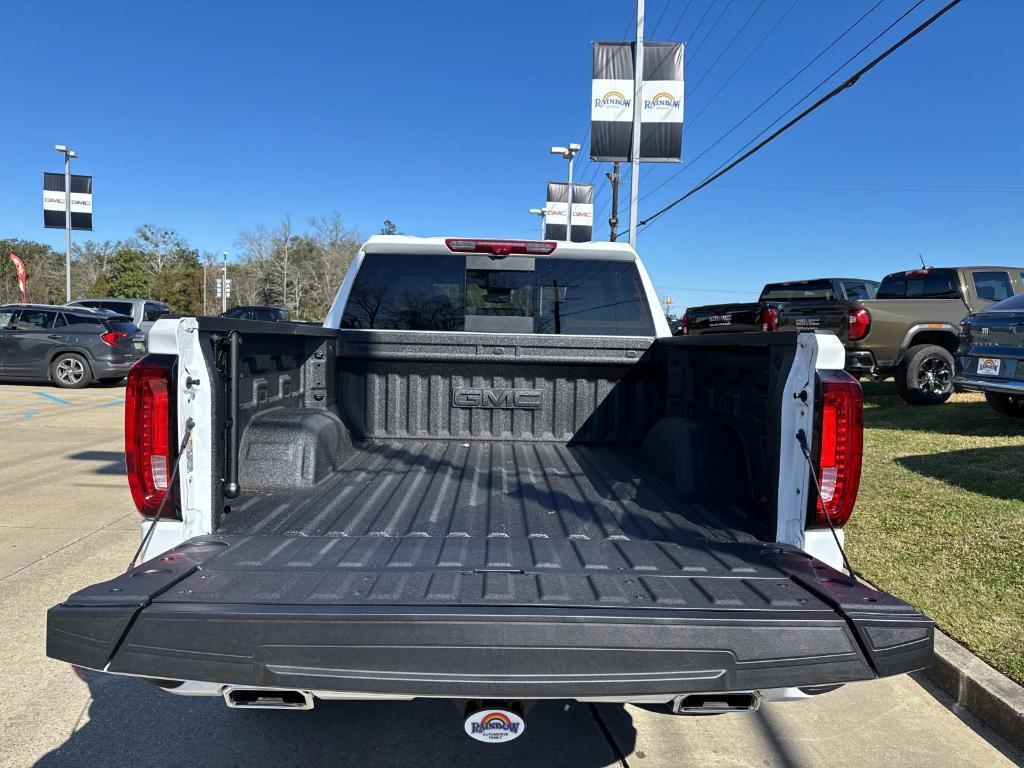 new 2025 GMC Sierra 1500 car, priced at $70,365