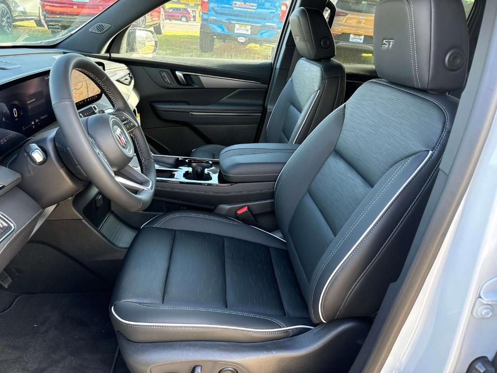 new 2025 Buick Enclave car, priced at $51,630