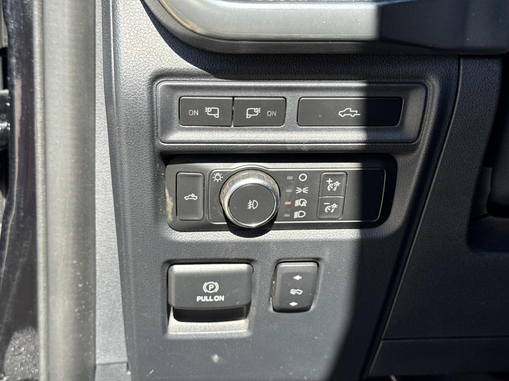 used 2021 Ford F-150 car, priced at $35,556