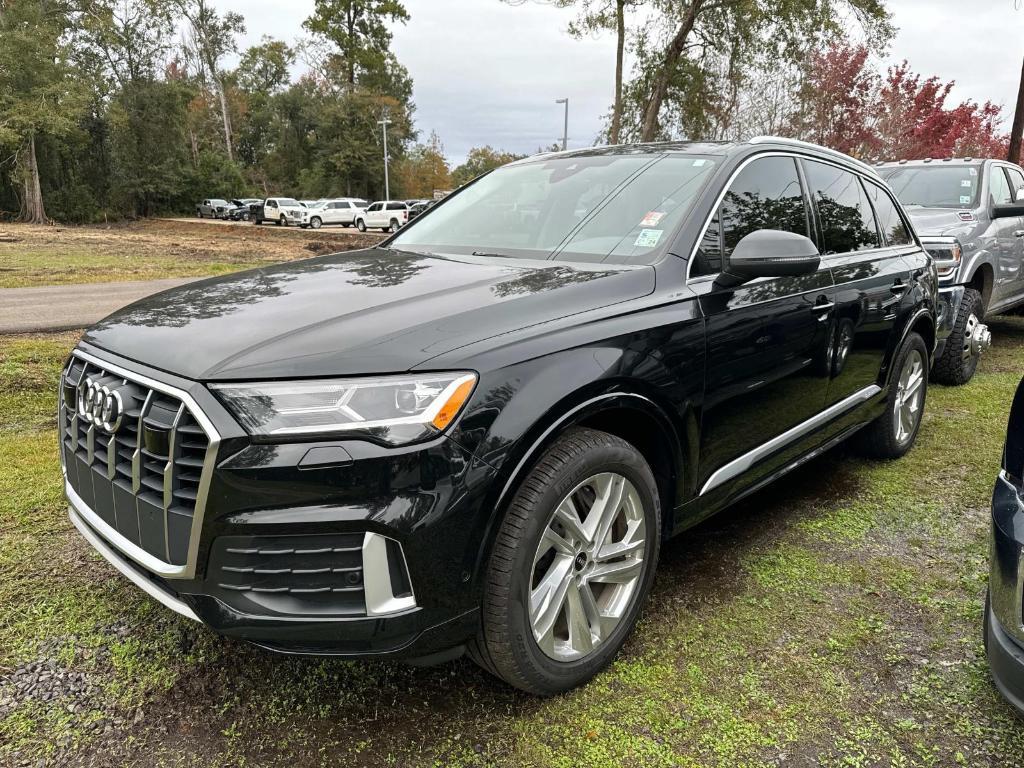 used 2022 Audi Q7 car, priced at $33,556