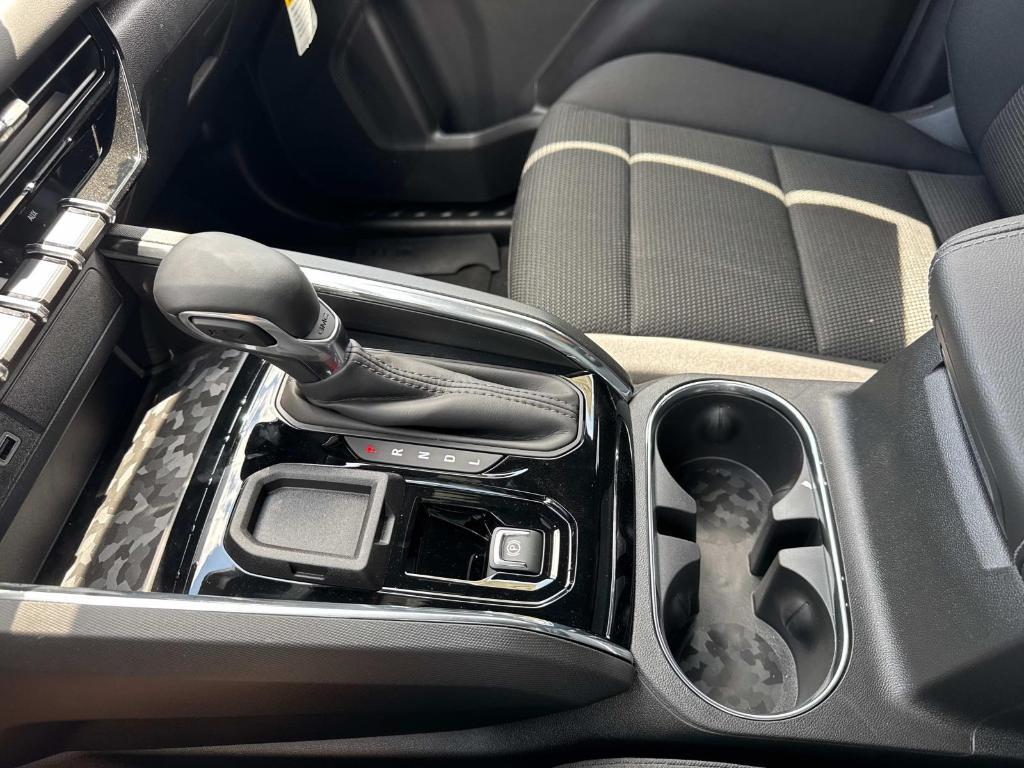 new 2025 GMC Canyon car, priced at $42,675