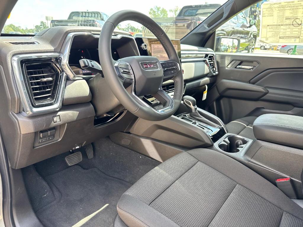 new 2025 GMC Canyon car, priced at $42,675