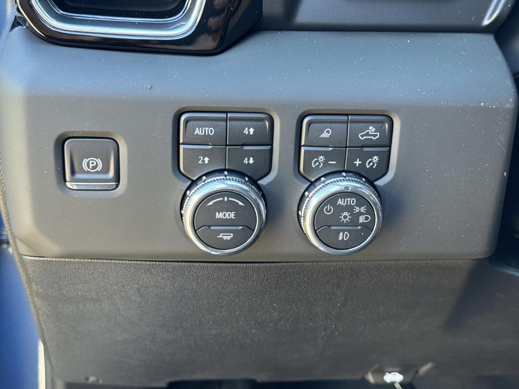 new 2026 GMC Sierra 1500 car, priced at $80,090