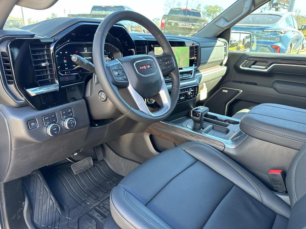 new 2025 GMC Sierra 1500 car, priced at $67,720