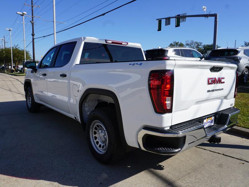 new 2025 GMC Sierra 1500 car, priced at $52,020