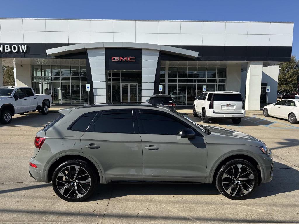 used 2022 Audi SQ5 car, priced at $32,966