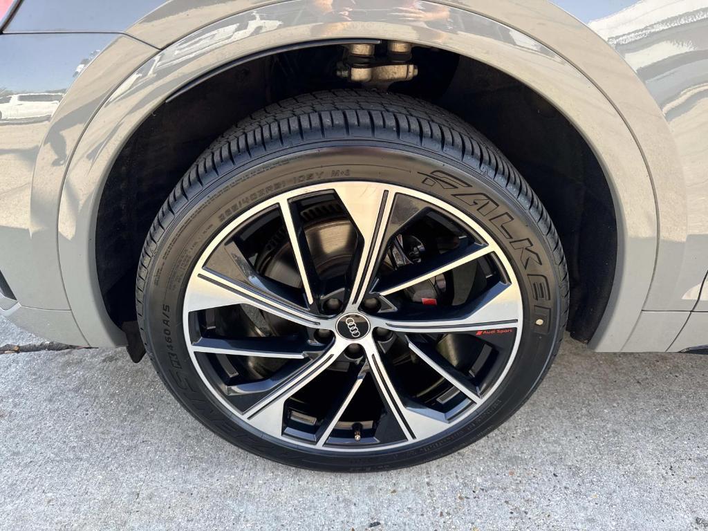 used 2022 Audi SQ5 car, priced at $32,966