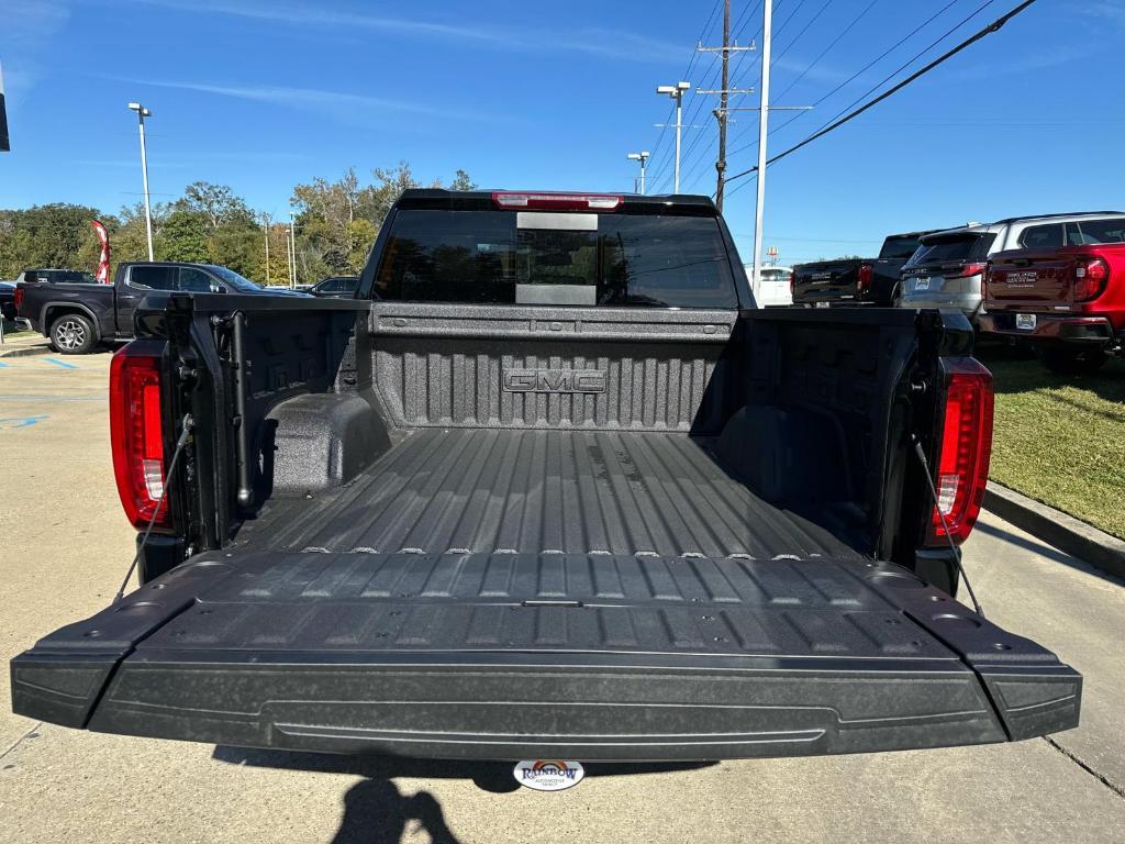 new 2025 GMC Sierra 1500 car, priced at $67,600