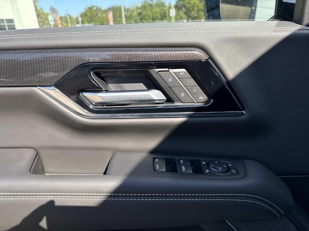 new 2025 GMC Yukon XL car, priced at $80,825
