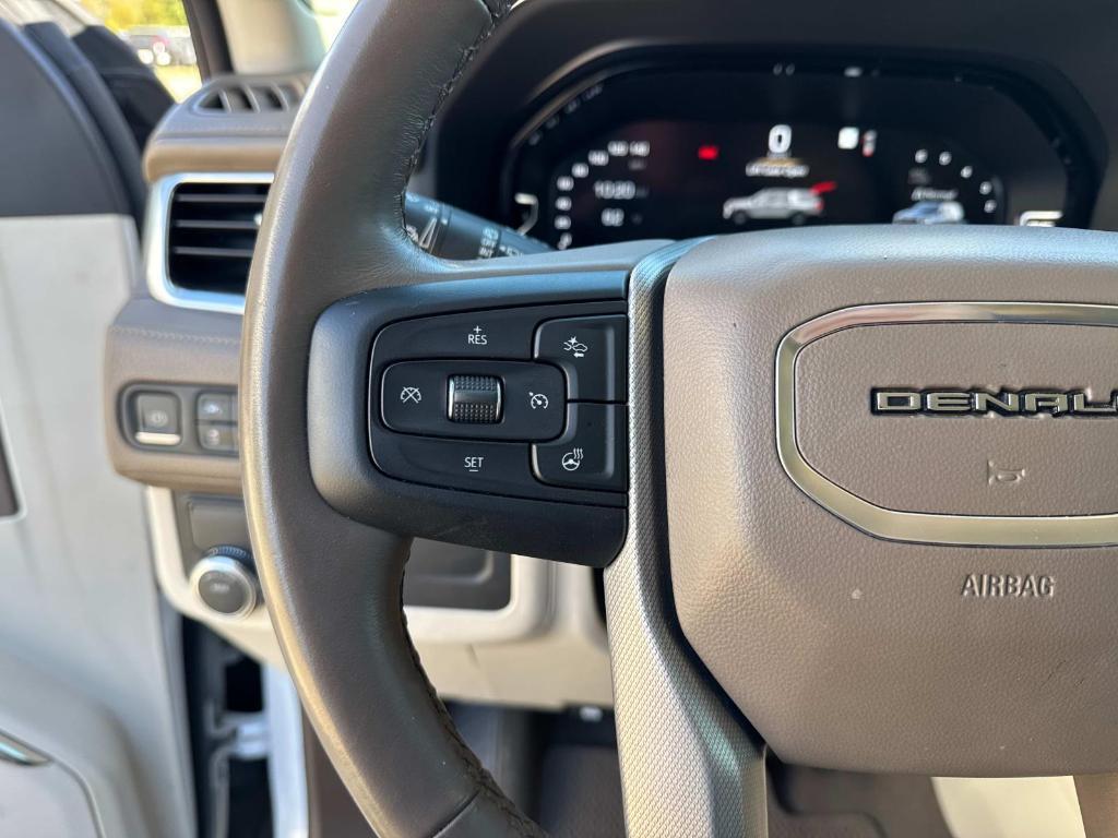 used 2022 GMC Yukon car, priced at $54,975