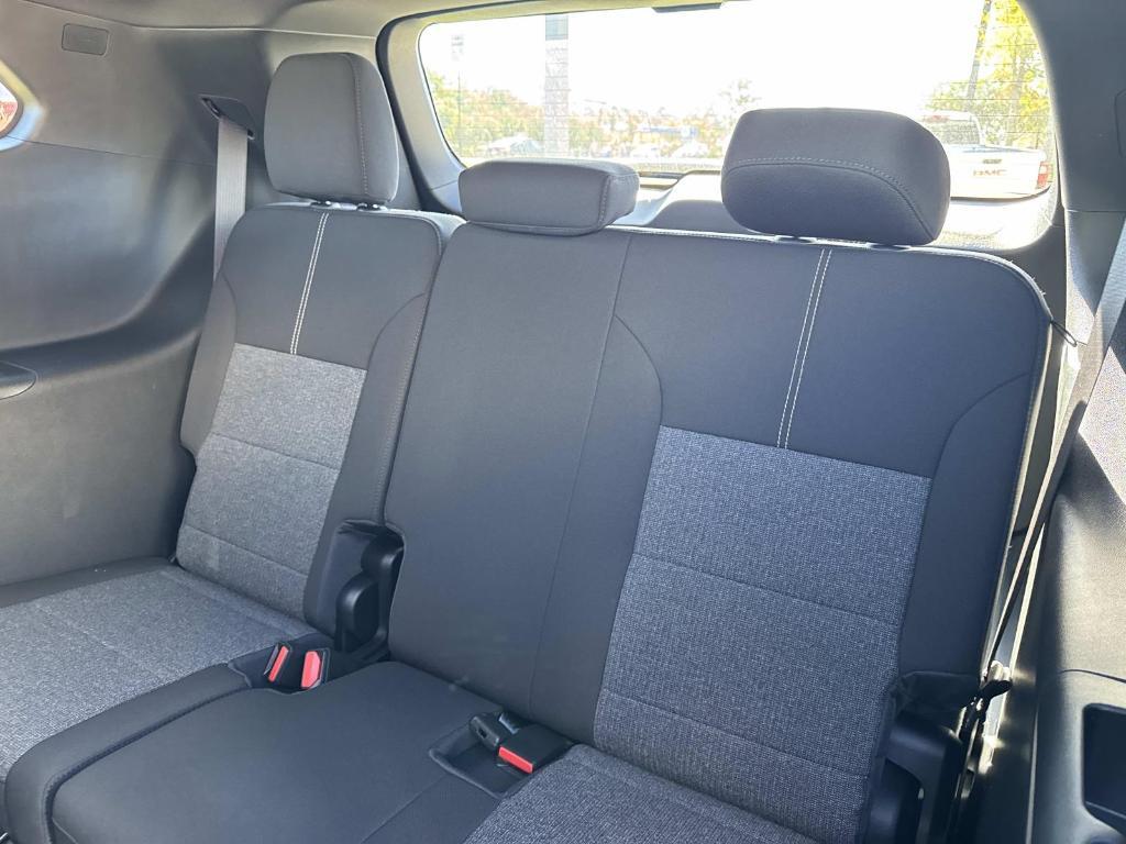 new 2026 GMC Acadia car, priced at $46,090