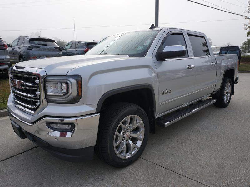 used 2017 GMC Sierra 1500 car, priced at $21,384